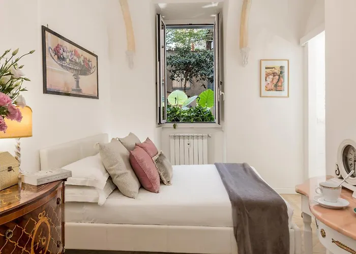 St.peter's Mirror - Romantic View Apartment Rom